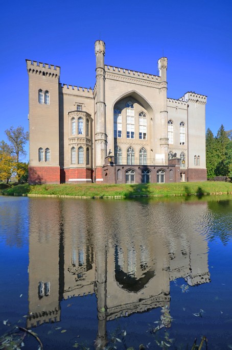 CASTLE IN KÓRNIK ***